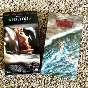 VHS Movie bundle- Apollo 13 (1995) & The Perfect Storm (2000) 📼📼🍿🍿